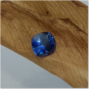 Mangnificent  Blue Sapphire 3.27 ct Heated